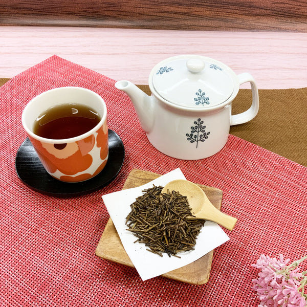 寒い夜を温める日本茶「ほうじ茶」はいかがでしょうか。