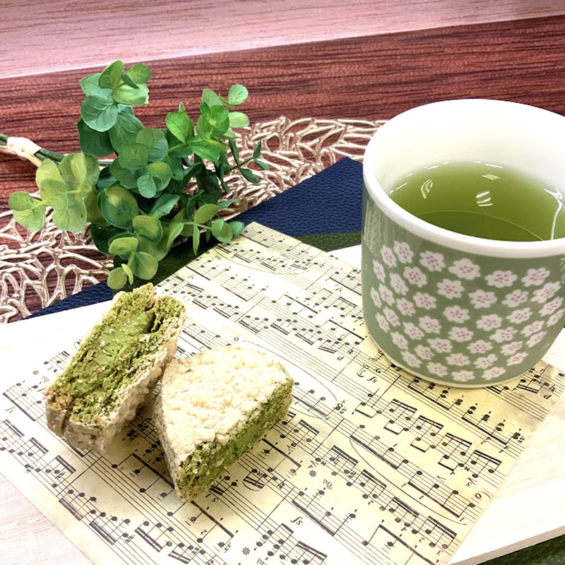 2024年度産　静岡深蒸し緑茶「やすらぎ」80ｇ・戸塚ブランド菓子「茶々クッキー」20枚＆「茶々ダックワーズ」6個セット